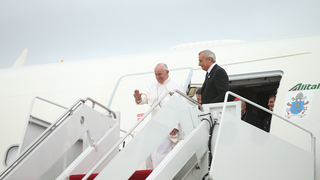 This Is How The Pope Will Fly In America